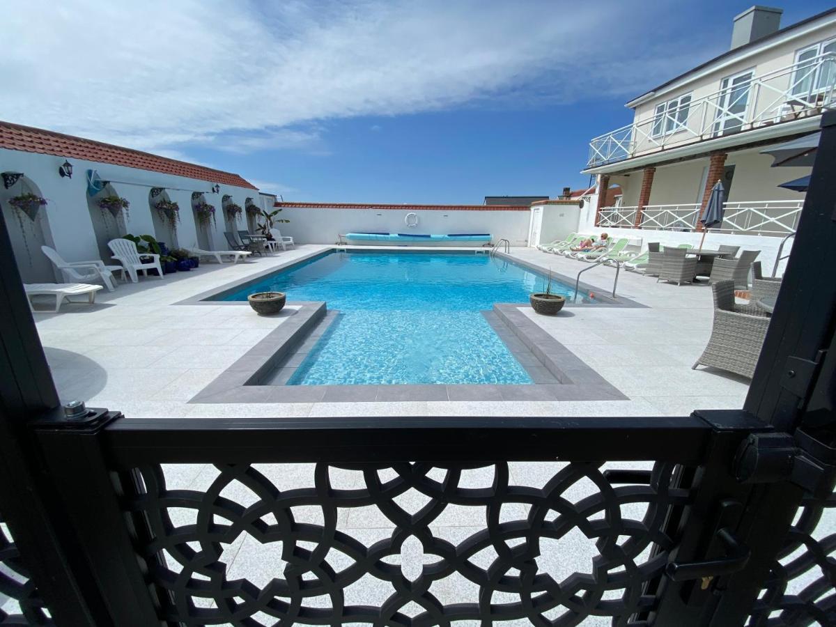 Beau Vallon Holiday Apartments Saint Peter Eksteriør bilde