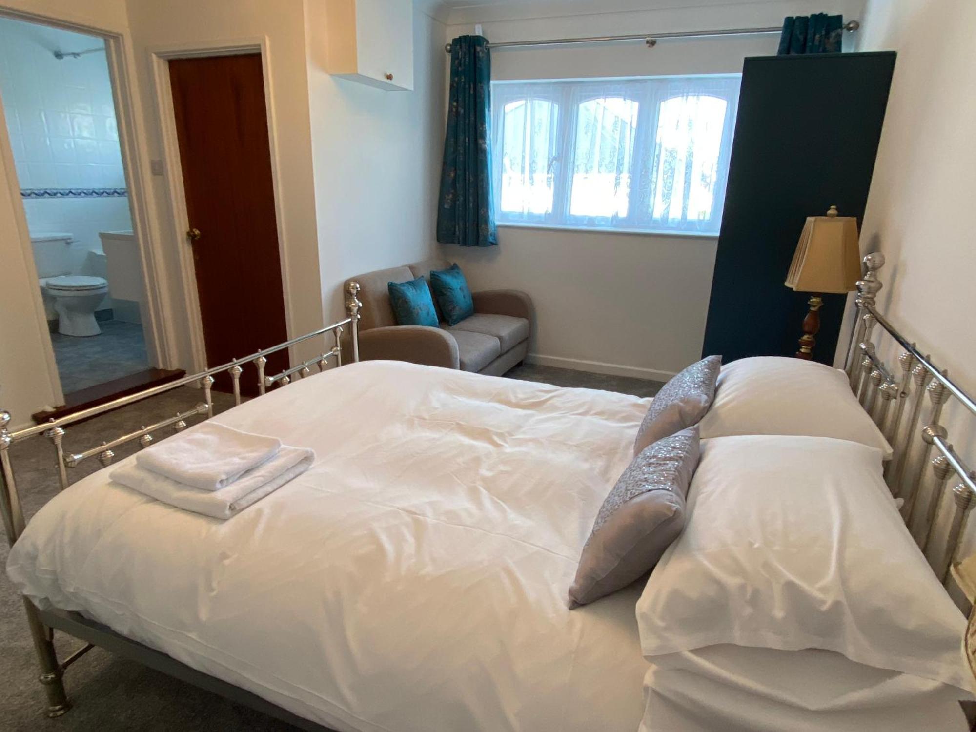 Beau Vallon Holiday Apartments Saint Peter Eksteriør bilde